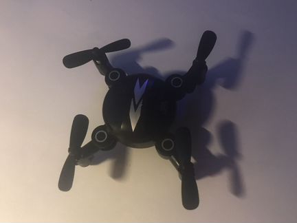 Квадрокоптер с камерой