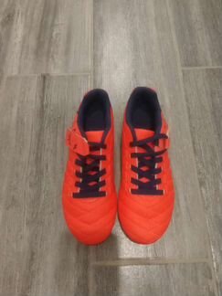 Детские футбольные бутсы