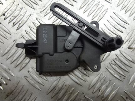 Электро привод печки VAG audi passat skoda