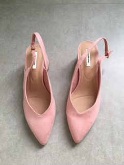 Туфли женские Stradivarius 39 размер