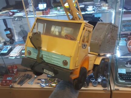 Игрушечный кран СССР