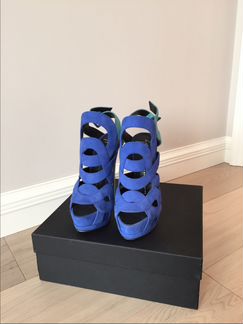 Giuseppe Zanotti новые