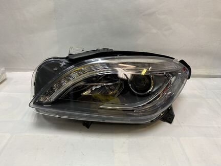 Фара левая mercedes 166 ML Новая оригинал