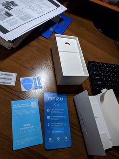 Meizu x8 4/64