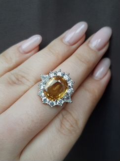 Кольцо с сапфиром и бриллиантами