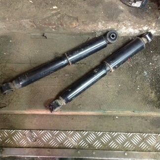 Амортизатор задний Фольксваген Т5 VW T5