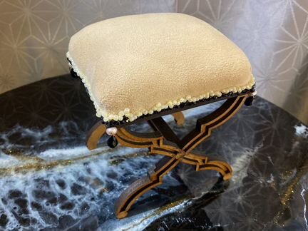 Пуфик для куклы