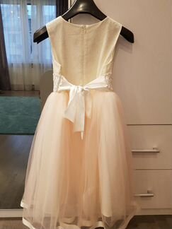 Платье праздничное