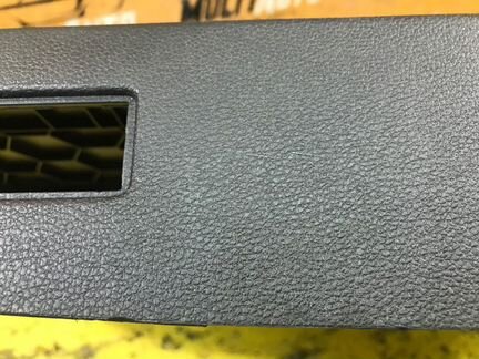 Обшивка крышки багажника Volkswagen Tiguan 2