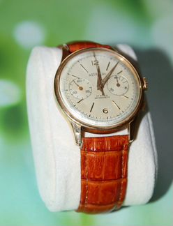 Швейцарский хронограф Astrolux 38мм золото 750 пр