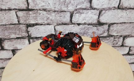 Lego Nexo Knights (Лавинный разрушитель Молтора)