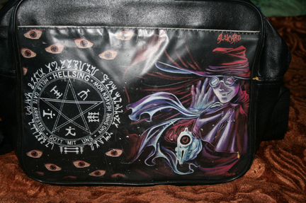 Сумка с героем аниме blood+