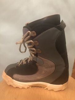 Сноубордические ботинки Burton Ruler US 7 женские