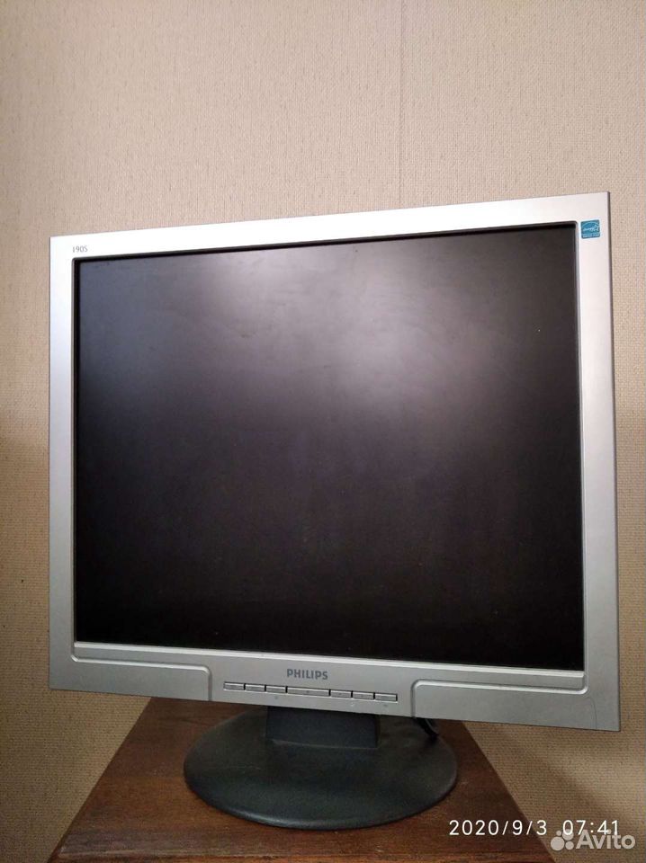 Монитор Philips