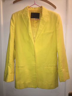Жёлтый пиджак