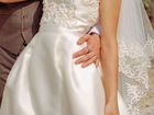 Свадебное платье с небольшим шлейфом