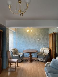 4-к квартира, 80 м², 13/14 эт.
