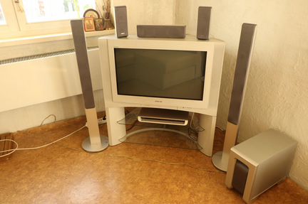 Телевизор Sony KV-32FQ70K