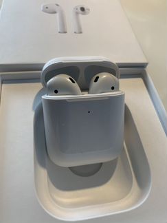 Беспроводные наушники AirPods 2 поколение