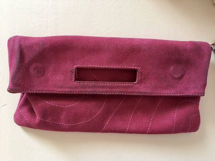 Замшевый клатч цвета фуксия