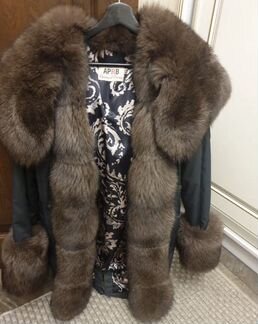 Парка с натуральным мехом aprb