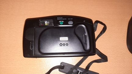 Плёночный фотоаппарат Samsung AF Fuzzy logic