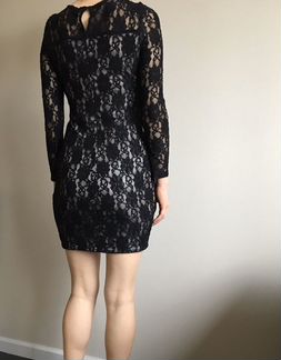 Платье Zara XS