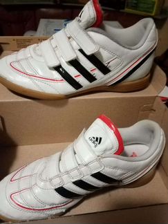 Кроссовки Adidas