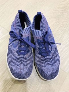 Кроссовки детские