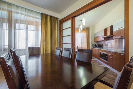 4-к квартира, 189 м², 18/25 эт.