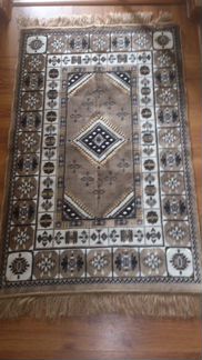 Коврик при кроватный