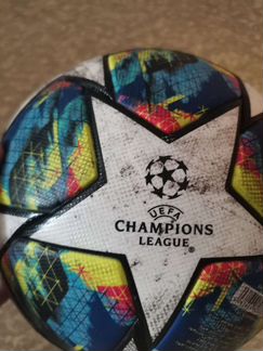Профессиональный мяч Adidas