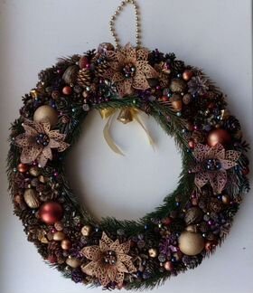 Новогодний венок 40х40 см