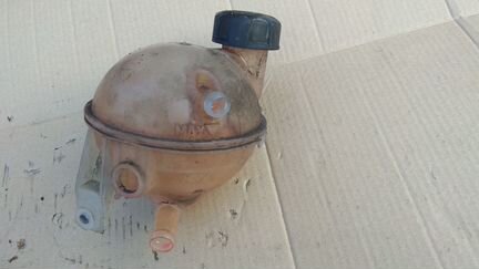 Бачок расширительный Ситроен С4 Citroen DS4 EP6