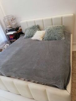 Кровать 180х200 двуспальная