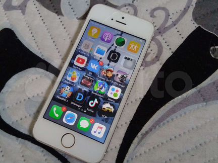 Телефон iPhone 5s