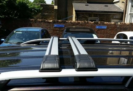 Багажные поперечины на рейлинги