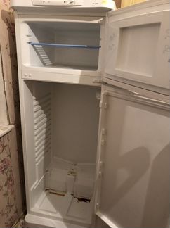 Холодильник indesit