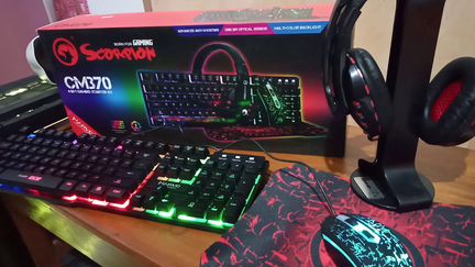 CM370 Игровая клавиатура Мышь Наушники Коврик