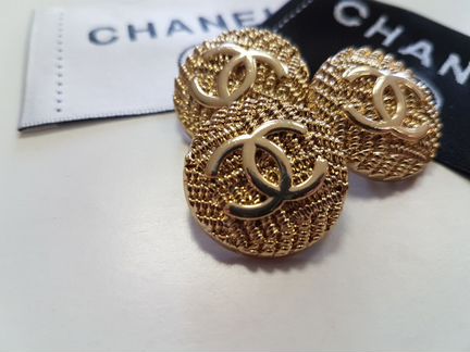 Пуговицы Chanel, Шанель