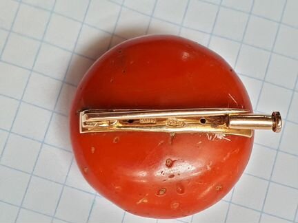 Коралл природный антик красный крупная брошь с кор