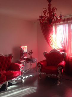 Диван и кресло в стиле барокко