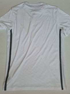 Спортивная футболка Nike
