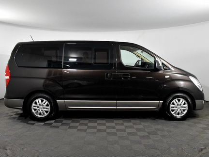 Hyundai H-1 2.5 AT, 2015, 223 701 км