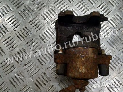 Суппорт передний правый Vw Polo 5 HB CGG 2010