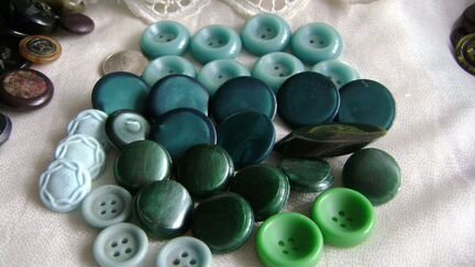 Винтажные пуговицы разных видов