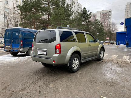 Nissan Pathfinder 2.5 AT, 2007, 220 000 км