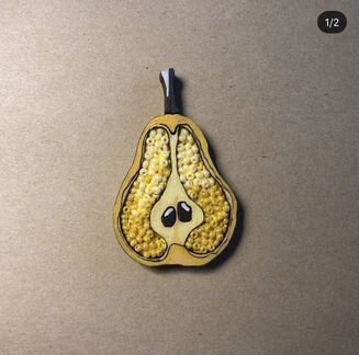 Брошь деревянная