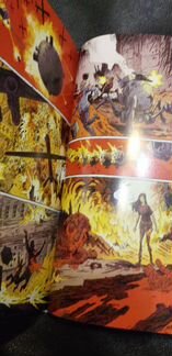 Книга комиксов Уоррена Уоллиса