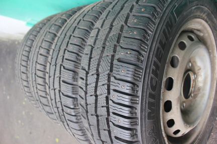 Шины бу 215-65-16 Michelin Agilis X-ICE North